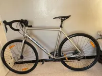 Gravel Bike Kona rove 700