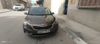 voitures-kia-cerato-2015-khenchela-algerie