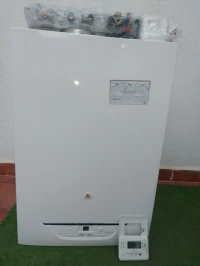 Chaudiere saunier duval iso twin 30kw condensation ventouse thermosta sans fil venu de france quasi neuve 