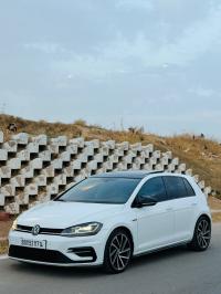 سيارات-volkswagen-golf-7-2017-تيارت-الجزائر