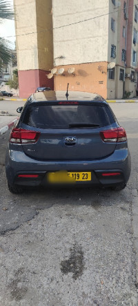 voitures-kia-rio-2019-start-annaba-algerie