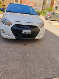 سيارات-hyundai-accent-rb-4-portes-2012-prestige-بوفاريك-البليدة-الجزائر