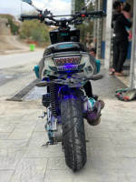 motos-et-scooters-stunt-yamaha-2015-cherchell-tipaza-algerie