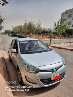 moyenne-berline-hyundai-i20-2016-prestige-bir-el-djir-oran-algerie