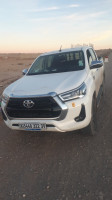 pickup-toyota-hilux-2022-legend-dc-4x4-pack-luxe-el-oued-algerie