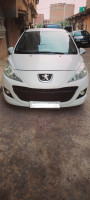 voitures-peugeot-207-2012-biskra-algerie