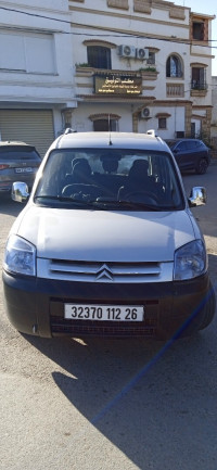 voitures-citroen-berlingo-2012-medea-algerie