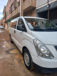 bus-huyandai-h1-2014-maghnia-tlemcen-algerie