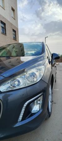 voitures-peugeot-308-2012-douaouda-tipaza-algerie