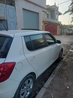 voitures-skoda-fabia-2014-fresh-sidi-moussa-alger-algerie