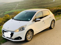 voitures-peugeot-208-2016-allure-facelift-mila-algerie