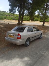سيارات-hyundai-accent-2012-شلالة-العذاورة-المدية-الجزائر