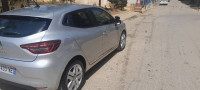 voitures-renault-clio-5-2022-buznez-ain-merane-chlef-algerie