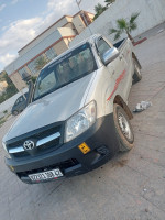 voitures-toyota-hilux-2008-cherchell-tipaza-algerie