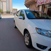 voitures-dacia-logan-2013-ain-oussara-djelfa-algerie