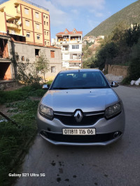 voitures-renault-symbol-2016-bejaia-algerie