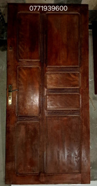 meubles-dexterieur-porte-en-bois-ain-naadja-alger-algerie