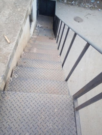 materiaux-de-construction-escalier-metallique-سلم-حديدي-خارجي-chebli-blida-algerie