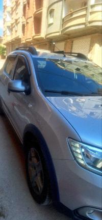 سيارات-dacia-sandero-2017-stepway-سوق-نعمان-أم-البواقي-الجزائر