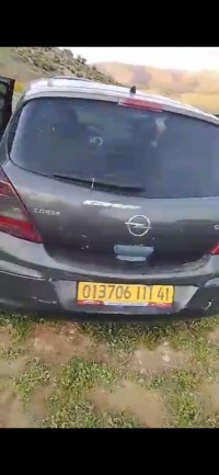 سيارات-opel-corsa-2011-الزعرورية-سوق-أهراس-الجزائر