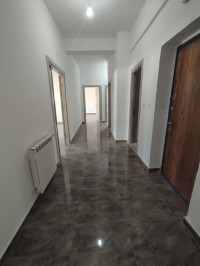 appartement-location-f4-alger-zeralda-algerie