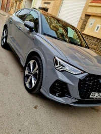 Audi Q3 2023 Black black