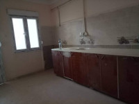 appartement-location-f3-biskra-algerie