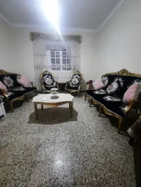 Salon Egyptien 07 places 