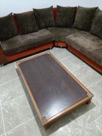 Table basse en bois rouge massif khasetha zdjaja