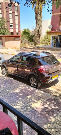 voitures-dacia-sandero-2018-stepway-mansourah-tlemcen-algerie