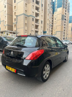 voitures-peugeot-308-2013-sportium-dar-el-beida-alger-algerie