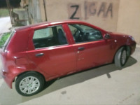 voitures-fiat-punto-2009-saoula-alger-algerie