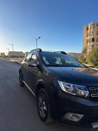 سيارات-dacia-sandero-2019-stepway-خليل-برج-بوعريريج-الجزائر