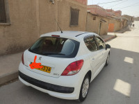 voitures-peugeot-207-plus-2013-algerie