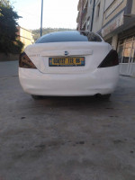 voitures-nissan-sunny-2013-aokas-bejaia-algerie