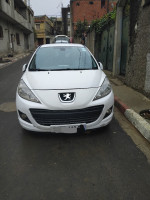 voitures-peugeot-207-2012-el-harrach-alger-algerie