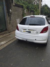 voitures-peugeot-207-2012-el-harrach-alger-algerie