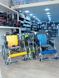 FAUTEUIL ROULANT PLIABLE كرسي متحرك قابل للطي 