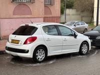 سيارات-peugeot-207-2012-قالمة-الجزائر