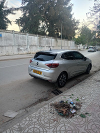 voitures-renault-clio-5-2021-jijel-algerie