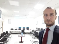 Teacher of English online and in-person. Enseignant Anglais en ligne et présentiel