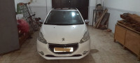 voitures-peugeot-208-2014-es-senia-oran-algerie