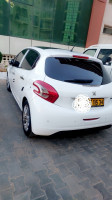 voitures-peugeot-208-2015-bordj-bou-arreridj-algerie