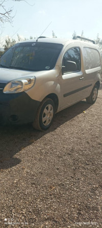 voitures-renault-kangoo-2019-mesra-mostaganem-algerie