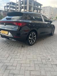 سيارات-seat-leon-2023-fr-قسنطينة-الجزائر