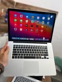 MacBook Pro 2015 15" RETINA - i7 - 16Go - 256Go - Intel Iris Pro Graphique 