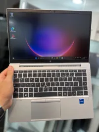 HP EliteBook 840 G8 - i5 1145G7 - 16Go - 256Go - Intel Iris Xe Graphics 