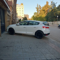 automobiles-renault-megane-3-2013-dar-el-beida-alger-algerie