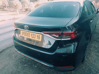 voitures-toyota-corolla-2023-alger-centre-algerie