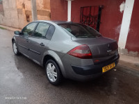 voitures-renault-megane-2-classique-2004-blida-algerie